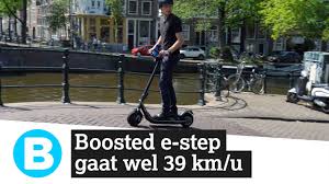 Maybe you would like to learn more about one of these? Deze Elektrische Step Gaat Keihard Youtube