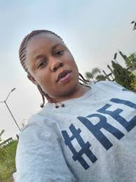 How many healthy relationship dey Kaduna wey all of una dey sell Valentine  package 😹😂😹