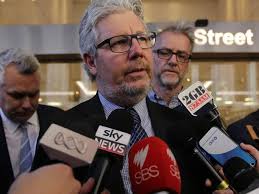 Bullies, louts, perjurers and standover men