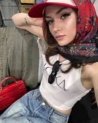 Anastasia (@rockmefura) • Instagram photos and videos