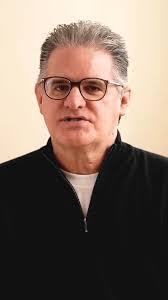 Marisa Dillon's Instagram, Twitter & Facebook