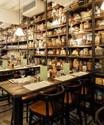 10 Best Restaurants In Paris In 2020 Best Restaurants In Paris Paris Restaurants Grocery Store Design