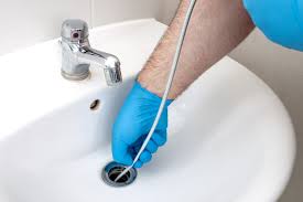 In diesem beitrag erklären wir ihnen, was hilft wenn die badewanne verstopft ist, oder die badewanne nicht abläuft und gehen auch darauf. Abfluss Verstopft So Wird Das Rohr Wieder Frei Selbermachen De