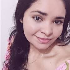 Alice Oliveira's Instagram, Twitter & Facebook