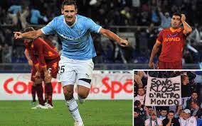 The dirty side with red cards, dives, fouls and fights! Derby Della Capitale Latest Roma Vs Lazio Clash Settled By German Import Klose The Real Futbol
