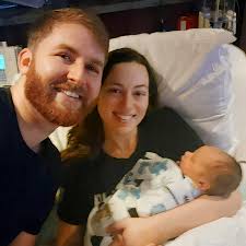 Harvey Hamilton is finally here! Heather is absolutely incredible. Her  contractions started Wednesday at 6am and after 40+ hours of labor, Harvey  came into the world