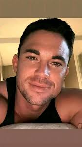 Does anyone have pictures of the American RT's?