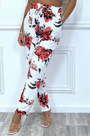 Pantalon Fluide Blanc Avec Poches Et Joli Motif Fleuris Tres Tend