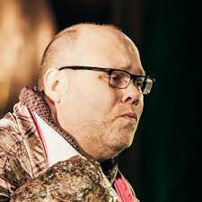 Doug Vickers's Instagram, Twitter & Facebook