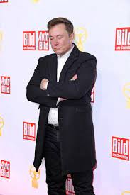 Pin By Melisa Blythe On Elon Musk Elon Reeve Musk Elon Musk Musk