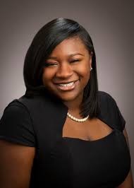 Haven't taken a headshot since 2020. I had SO much fun at my recent  headshot session. So in love with the final! Special thanks to the the  magnificent Michelle Hassel with Public