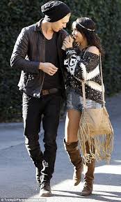 Destination Cloud Nine Vanessa Hudgens And New Boyfriend Austin Butler Can T Keep Their Hands Off Each Other At Lax Vanessa Hudgens And Austin Butler Fashion Vanessa Hudgens