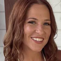 Tara Sasser's Instagram, Twitter & Facebook