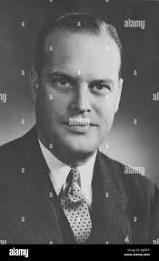 Robert winters hi-res stock photography and images