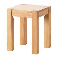Hocker von ikea mit rotem bezug (der eine wäsche benötigt, und einfach abgenommen & mitgewaschen. Hej Bei Ikea Osterreich Hocker Hocker Holz Ikea