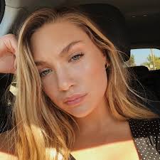 — with mom sheri nicole. Maddie Ziegler Youtube