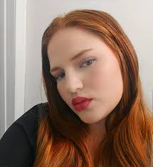 Stacie Bean's Instagram, Twitter & Facebook