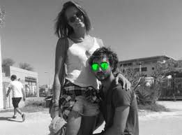 To believe the videos, the artist has experience in this area. Laure Manaudou Serait Enceinte De Jeremy Frerot Sur Buzz Insolite Et Culture