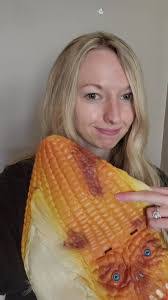 Krystal Bowlin's Instagram, Twitter & Facebook