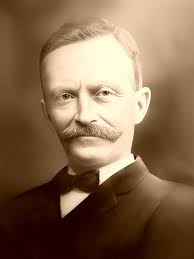 These are photos of my great-great-grandfather Erik Anderson (Erik  Andersson Loilax/Näs) & his son, my great-grandfather John Erik Anderson  (who was born here in America; his wife is