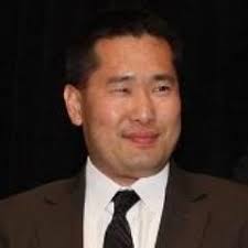 Linus K Chow (@ChowLinus)