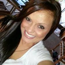 Amanda Eastridge's Instagram, Twitter & Facebook