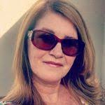 Janis Bender's Instagram, Twitter & Facebook