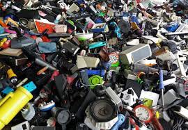 In europe @ifixitde + @ifixitfr get $10 off and free shipping on all stores ⬇️. Ifixit Slams Samsung S Phone Upcycling Scheme For Falling Short Of What Was Promised The Register