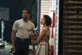 And, they might be onto something. Bild Zu Jonathan Majors Bild Jonathan Majors Jurnee Smollett Bell Filmstarts De