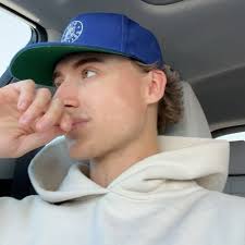 Tanner Linton (@tl.tanner) • Instagram photos and videos