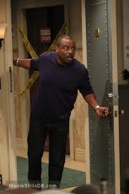 He has been married to stephanie cozart burton since october 3, 1992. The Big Bang Theory Episode 4x17 Publicity Still Of Levar Burton