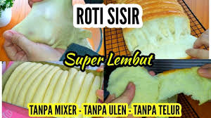 100 gr roti sobek 250 gr susu coklat 2 sdm sirup 75 gr butter meses atau hiasan kue lain. Resep Roti Sisir Lembut Tanpa Mixer Tanpa Ulen Tanpa Telur In 2021 Roti Ulen Bread Bun