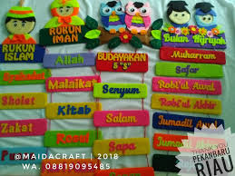 Gambar hiasan kelas dengan tulisan. Hiasan Dinding Nama Bulan Kelas Cek Bahan Bangunan
