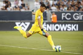 The contract expires 30th june 2020. Geronimo Rulli Me Han Pateado Ronaldo Messi Y Neymar El Intra Sports