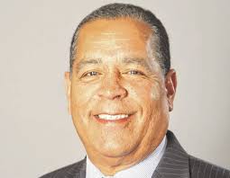 Kelvin sampson is head men's basketball coach for the houston cougars of the aac. Houston S Kelvin Sampson Looks Back To Uncp Days During Cash Bash Interview Robesonian