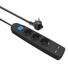 Beleuchtete steckdose kaufen die ausgezeichnetesten beleuchtete steckdosen auf einen blick. Steckdosenleiste 3 Fach Mit 2 Usb Ladebuchsen Schalter Flachem Winkelstecker 1 5 M Kabel Schwarz Arli Gmbh Ihr B2b Shop Fur Den Elektro Grosshandel