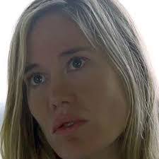 Jenna Irvine's Instagram, Twitter & Facebook