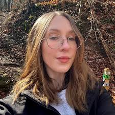 Does anyone know what this means?🧍🏽