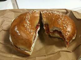 Bagels With Light Cream Cheese Bacon And Lettuce For Lunch Wish It Was Mine