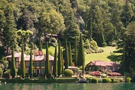 Richard branson owes his fortune to a conglomerate of businesses bearing the virgin brand name, including virgin atlantic and virgin galactic. A Luxurious Villa Reputedly Owned By Sir Richard Branson Cernobbio Italy Lake Como Lake Como Villas Italian Lakes