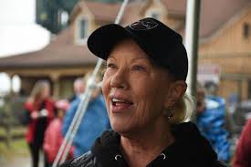 Lancaster community says goodbye to city police mounted unit