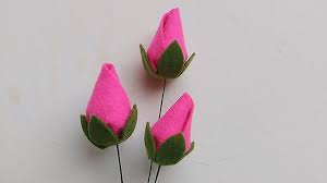 Cara membuat bunga hydrangae dari kain flanel membuat bunga hydrangea dari kain flanel adalah salah satu kreasi kain flanel. Diy Felt Flower Rose Bud Cara Membuat Bunga Mawar Kuncup By Flanelista Dwi Lestari