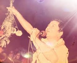 Ion dichiseanu și simona florescu au trăit o poveste frumoasă de dragoste care a durat 22 de ani, în ciuda diferenței de 35 de ani dintre ei. Gmshh7en79pylm