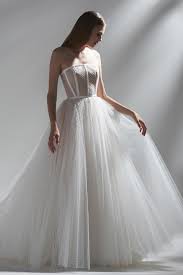 Carroll By Watters 2019 Watters Collection The Sun Was Shining On The Sea Collection Lucky For You Wedding Dress Bra Watters Bridal Modern Wedding Dress