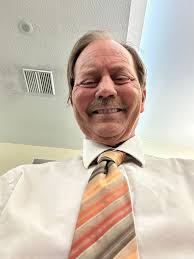 I'm A Retired Air Force Staff Sergeant, Christian, Love To Be Social. If  You Are Looking For A True Heart And Honest Then I'm Your Man.