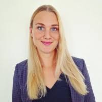 600+ "Julia Bach" profiles