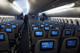 I took a day trip there today to visit him and he showed me around. United Airlines Boeing 787 8 Dreamliner Economy Class Aircraftwallpaper 3973 Aeronef Net