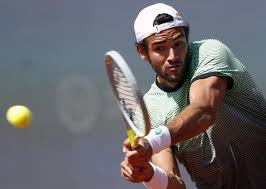 Online results of tennis matches, from amateur meetings to the largest competitions such as the federation cup and davis, the open championships of france, australia, the usa, roland garros, wimbledon, and all grand slam tournaments: Live Berrettini Karatsev 6 1 3 6 7 6 Finale Atp Belgrado In Diretta Il Romano Trionfa Il Serbia Schiantato Il Russo Nel Tiebreak Finale Oa Sport