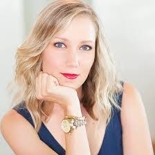 Sommer Tate's Instagram, Twitter & Facebook