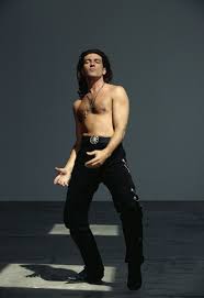Get push notifications with news, features and more. Ferdosa She Her Ar Twitter Oh It S The 25th Anniversary Of Desperado Please Let Me Turn Your Attention To This Promotional Photoshoot Of Antonio Banderas Https T Co Uz8otzfuer